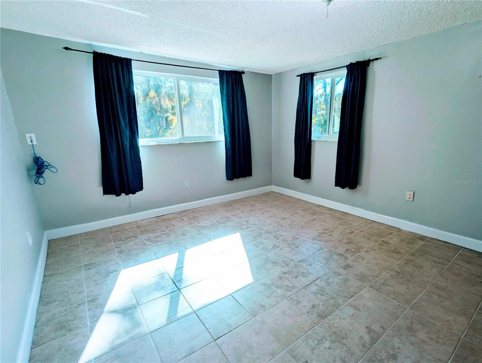 HIDDEN PINES - Residential