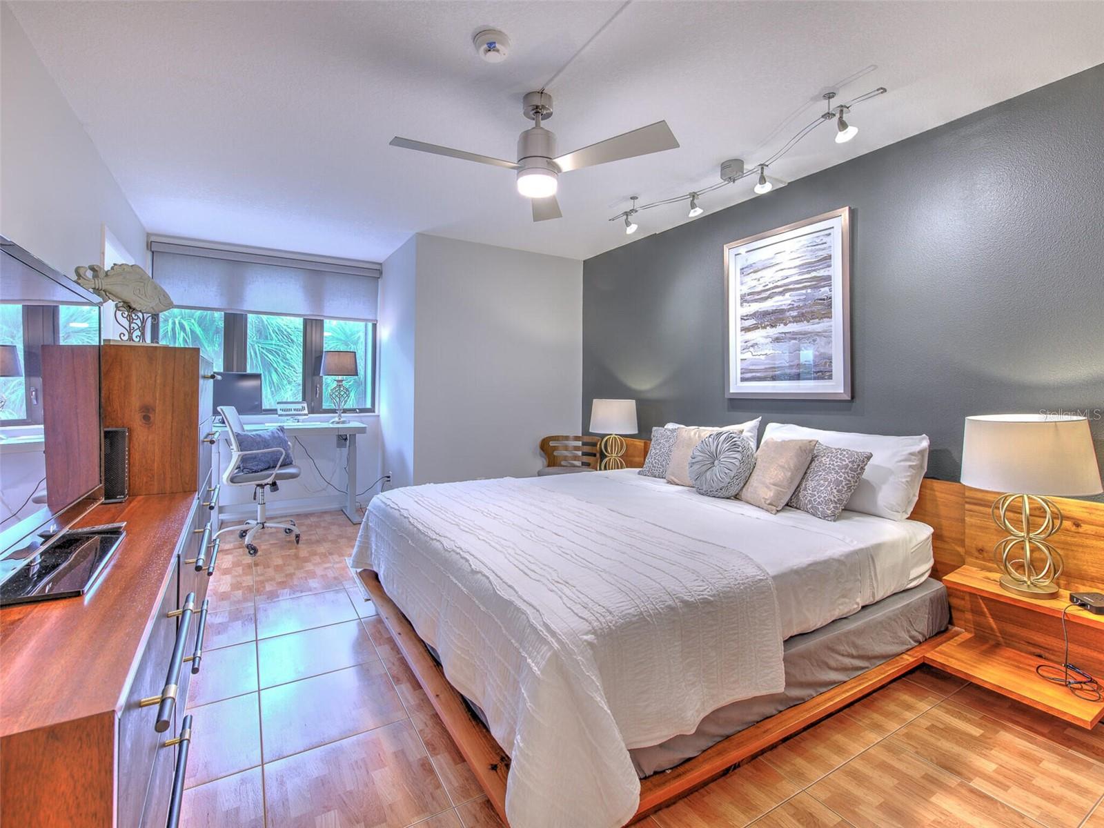 BAYPORT BCH & TEN PH D - Residential Lease