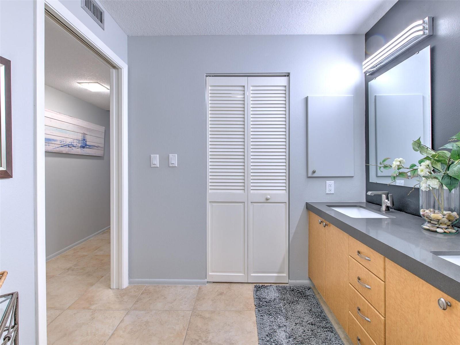 BAYPORT BCH & TEN PH D - Residential Lease