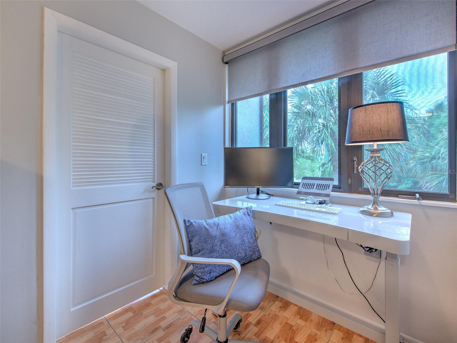 BAYPORT BCH & TEN PH D - Residential Lease