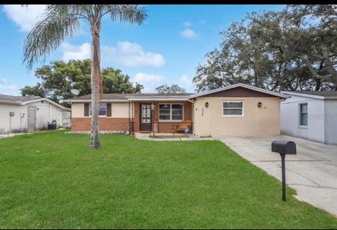 9040 LUNAR LANE PORT RICHEY FL 34668