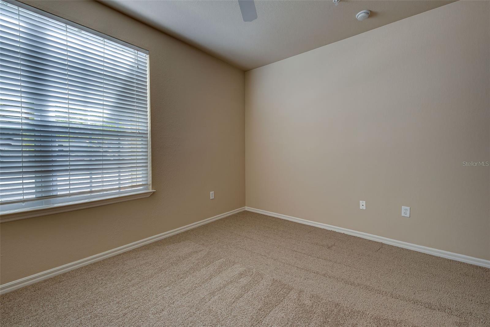 ADMIRALS WALK - Residential Lease