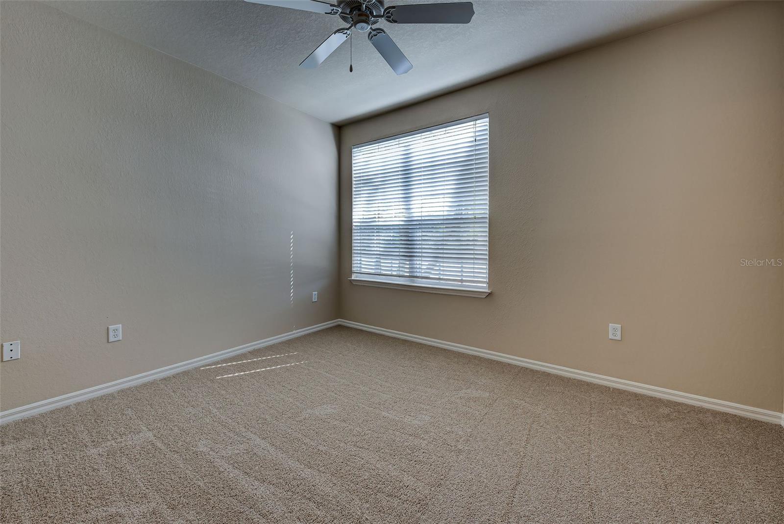 ADMIRALS WALK - Residential Lease