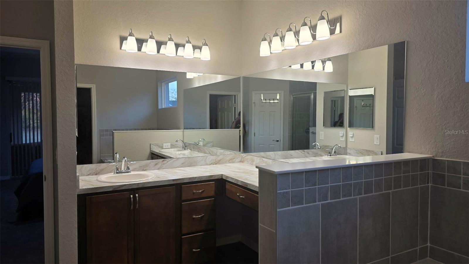 KINGSLAND COUNTRY ESTATE - Residential