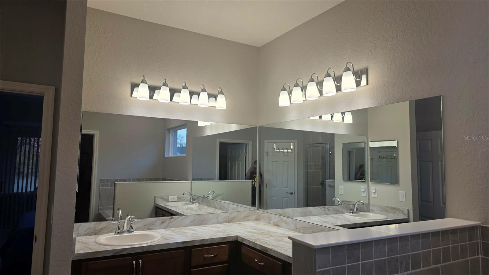 KINGSLAND COUNTRY ESTATE - Residential