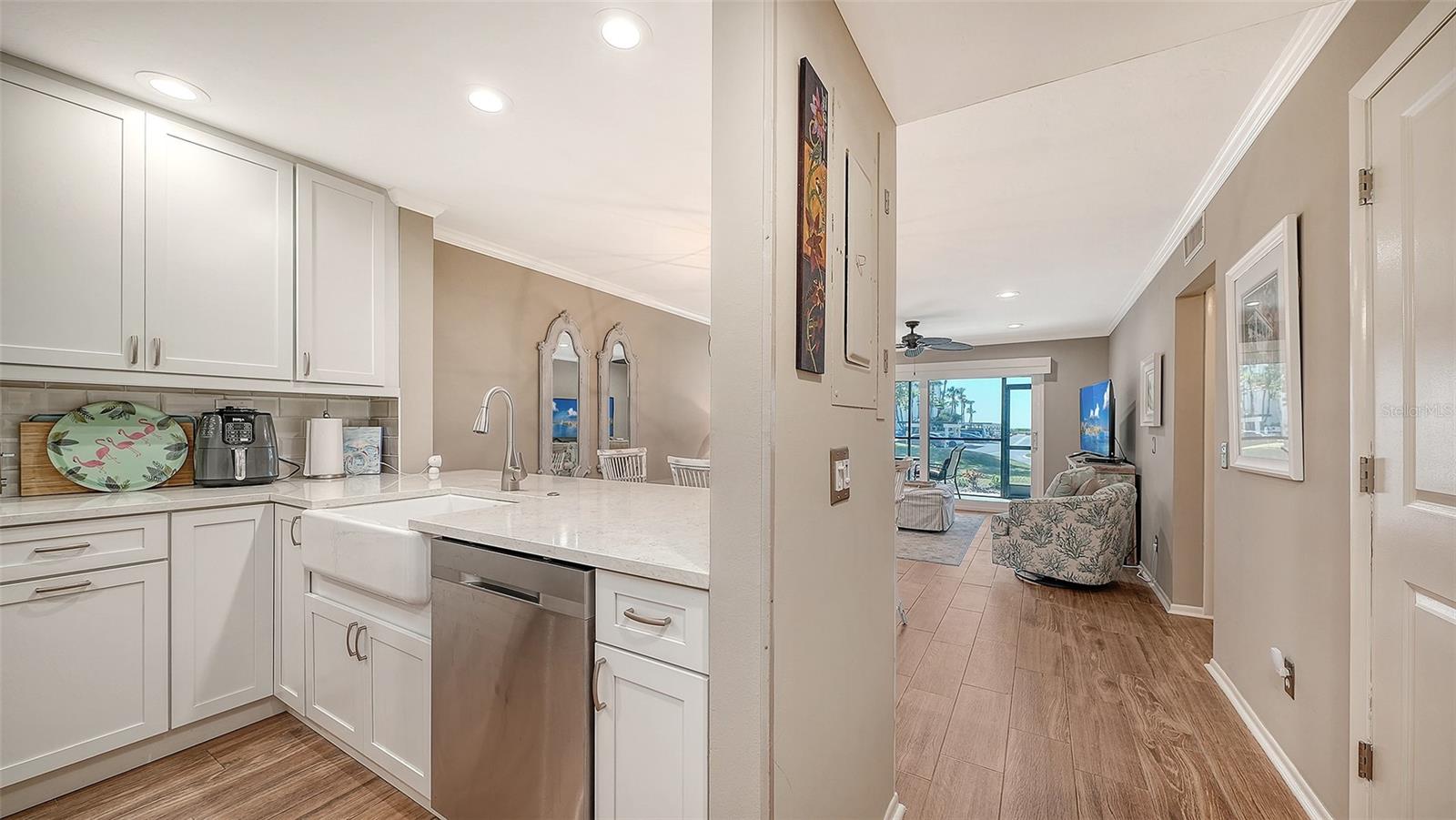 SEAPLACE I - Residential