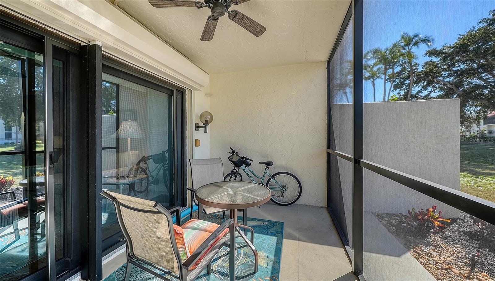 SEAPLACE I - Residential