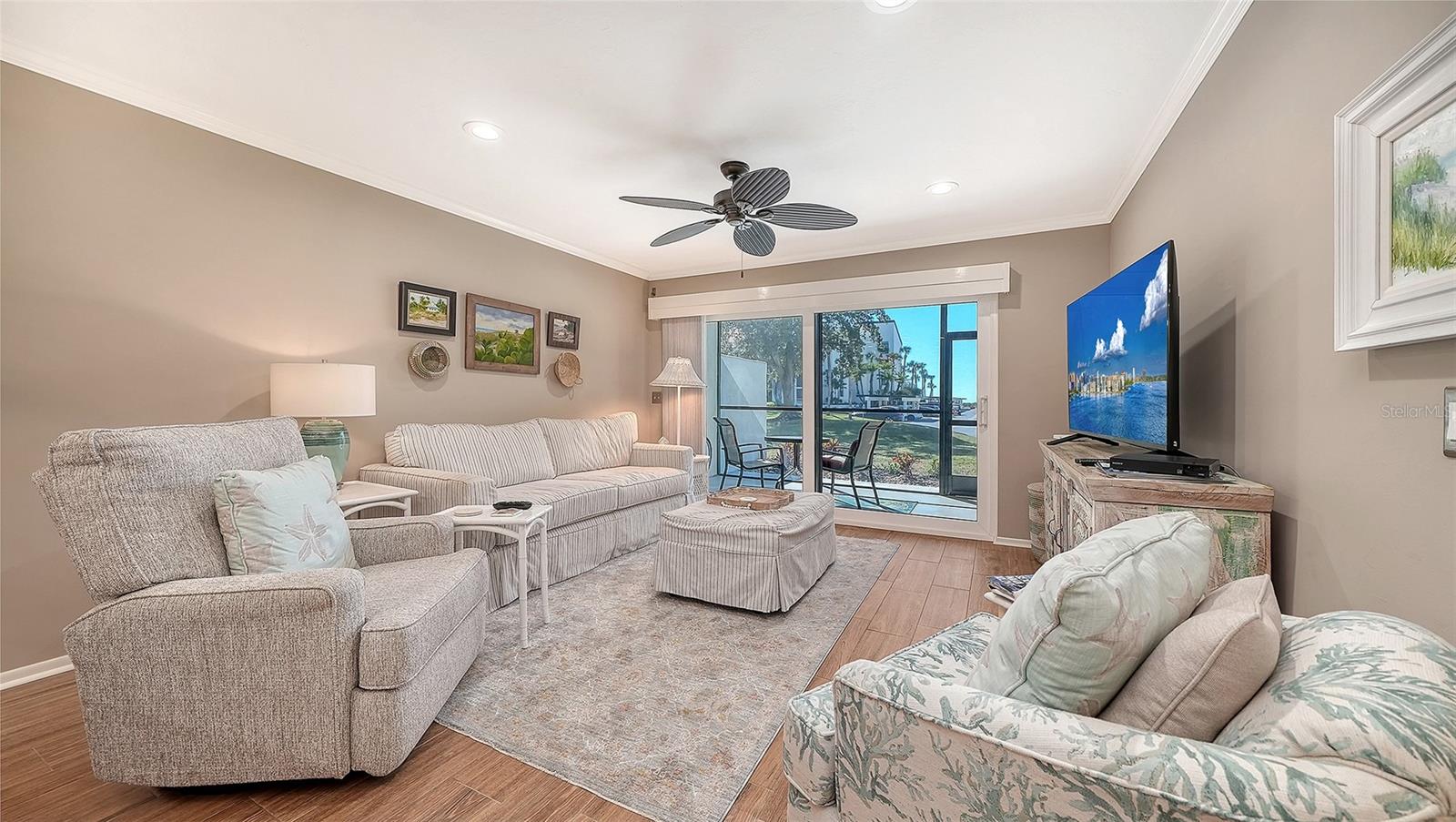 SEAPLACE I - Residential