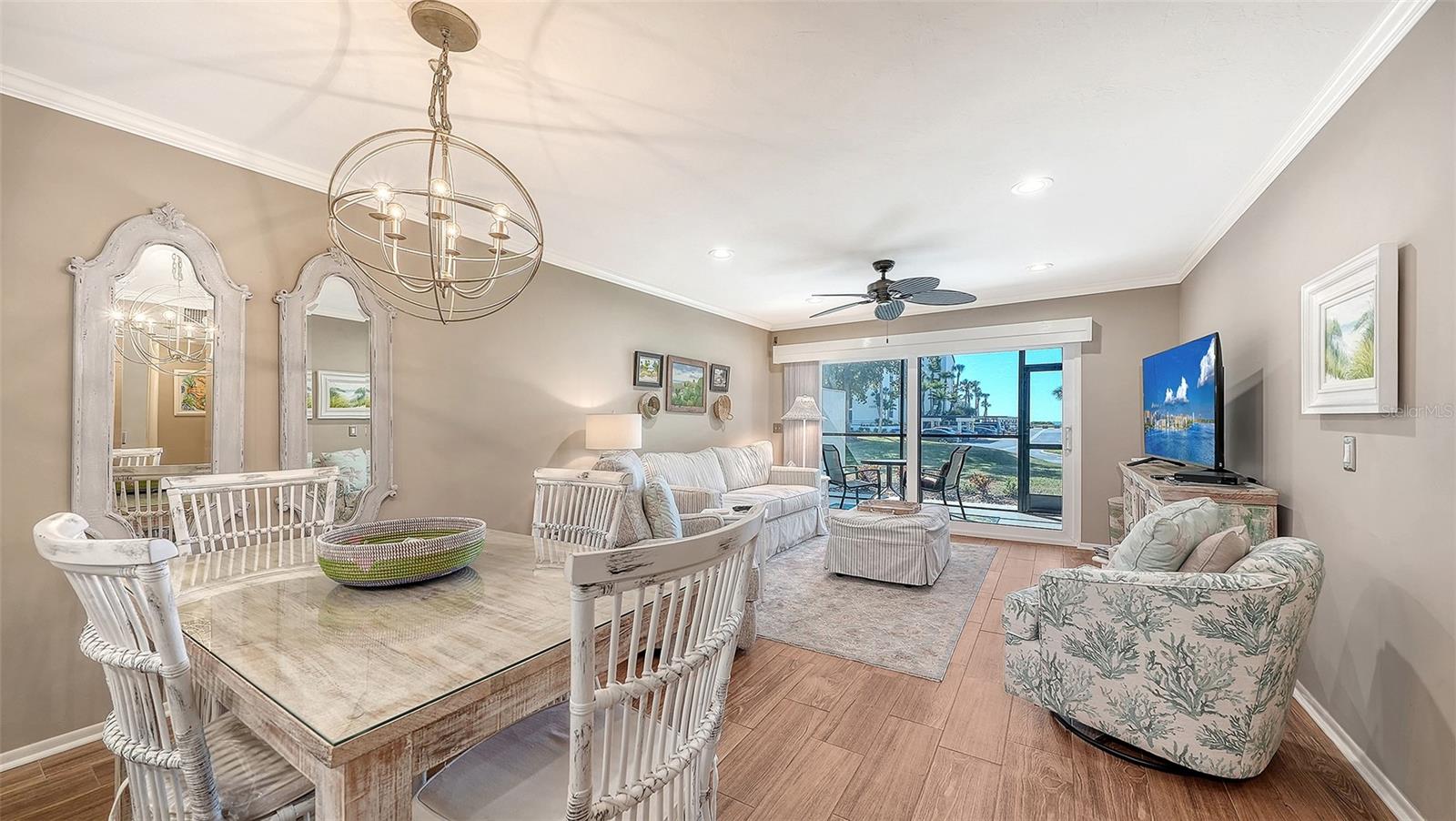 SEAPLACE I - Residential