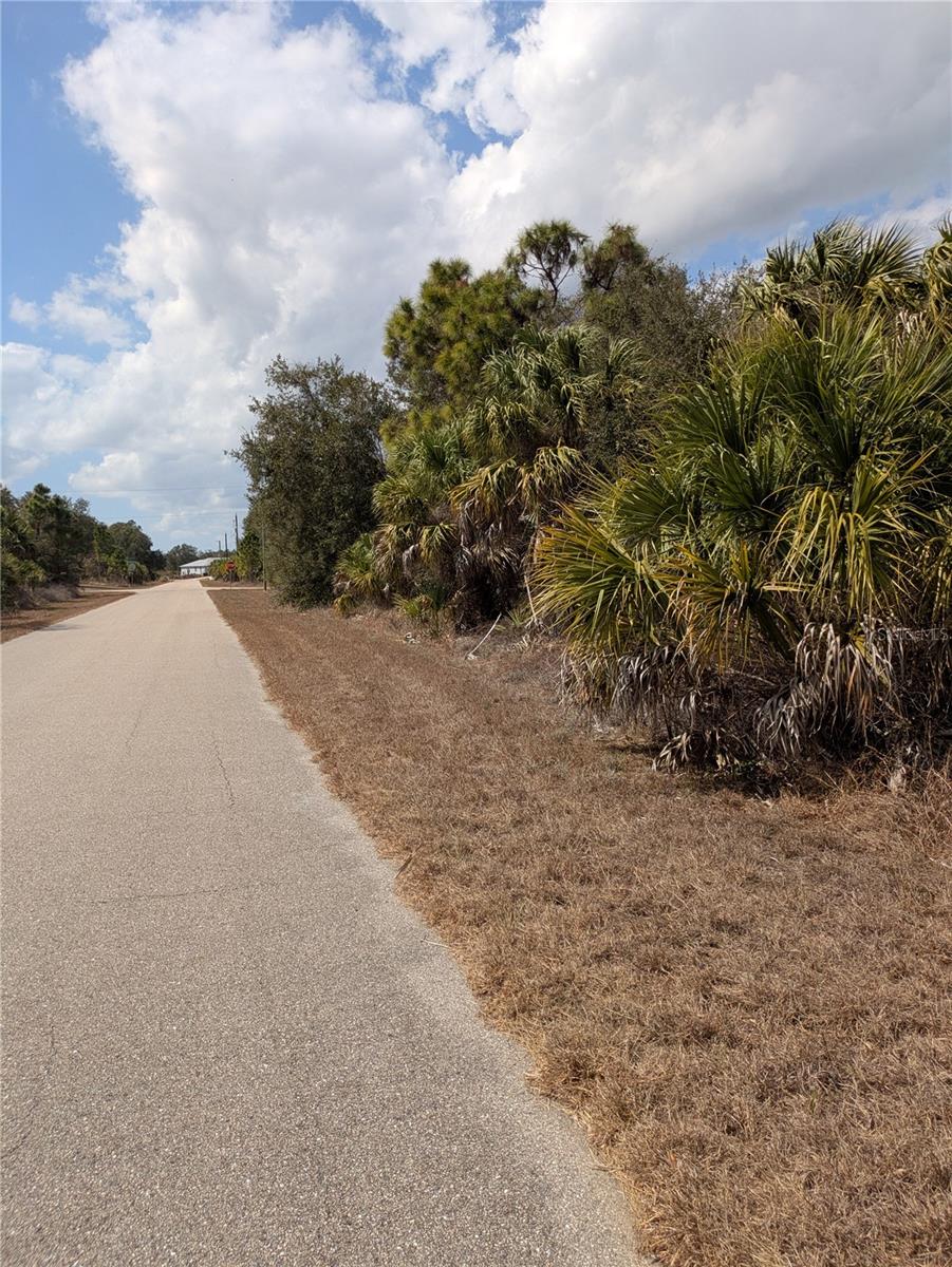 PORT CHARLOTTE SUB 44 - Land