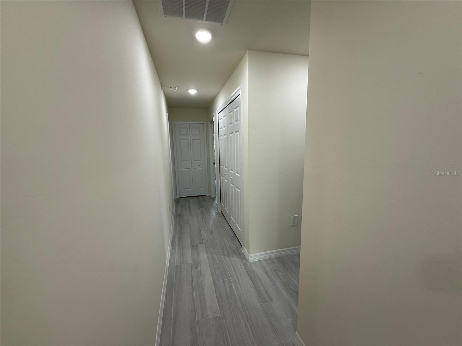 PORT CHARLOTTE SUB 05 - Residential Lease