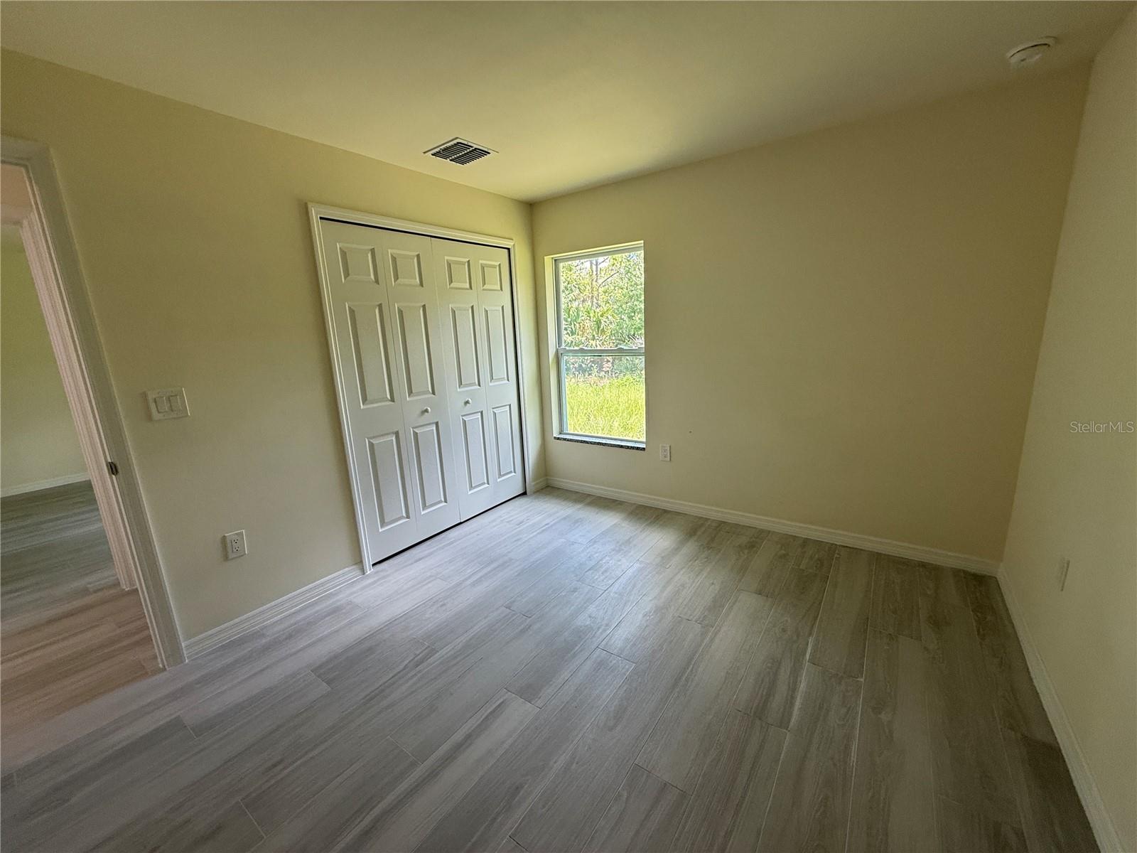 PORT CHARLOTTE SUB 05 - Residential Lease