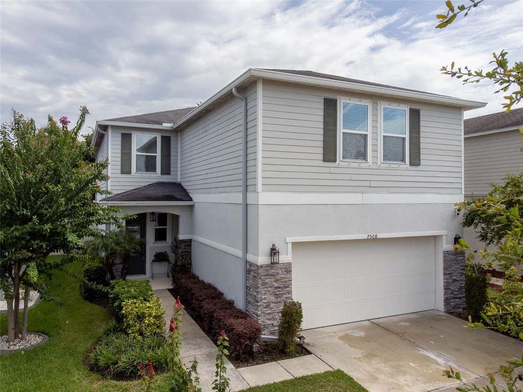 Photo of 7508 Sunshine Bridge Avenue, Gibsonton, FL 33534 (MLS # TB8536351)