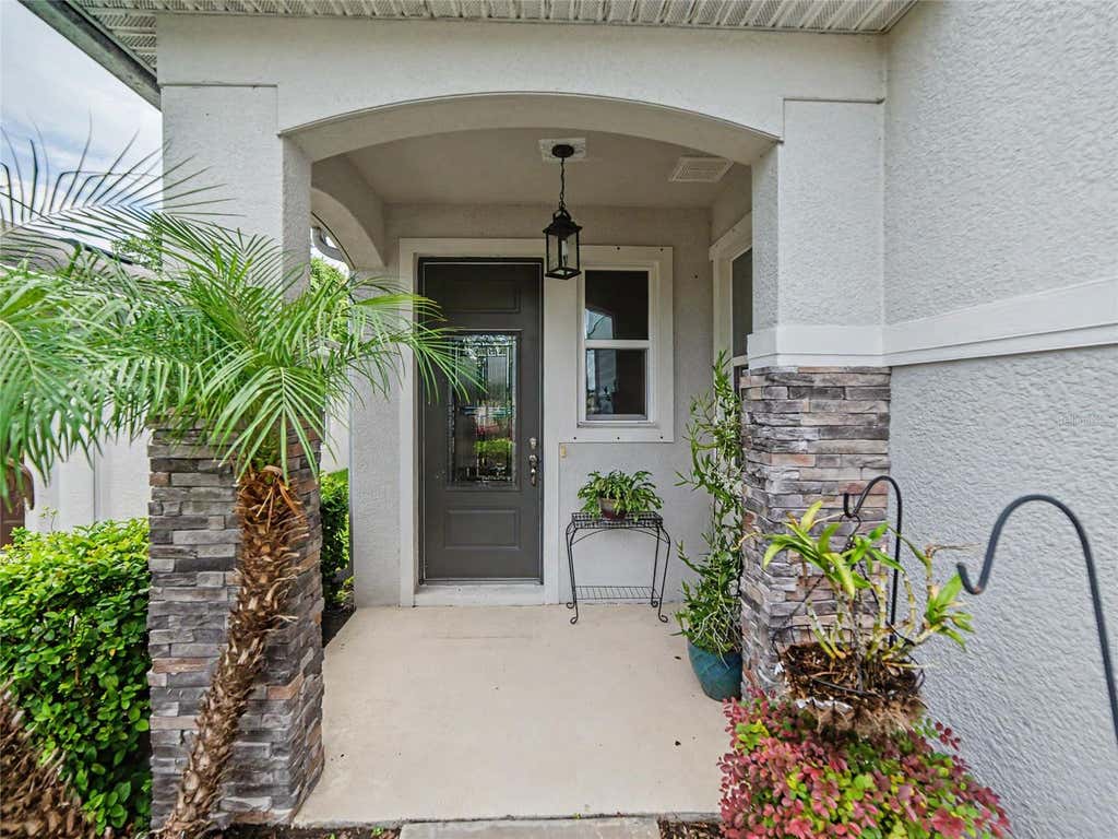 Photo of 7508 Sunshine Bridge Avenue, Gibsonton, FL 33534 (MLS # TB8536351)
