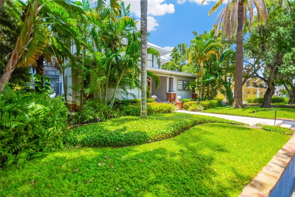 Photo of 911 S Rome Ave #4, Tampa, FL 33606 (MLS # TB8546125)