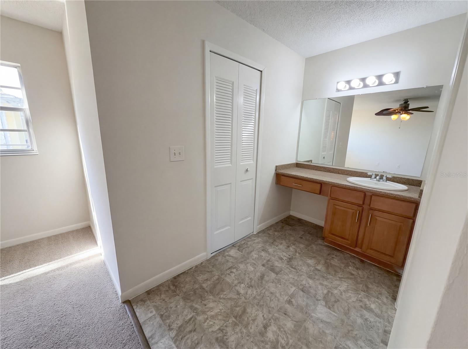 WOODBERY ESTATES FIRST ADDITIO - Residential