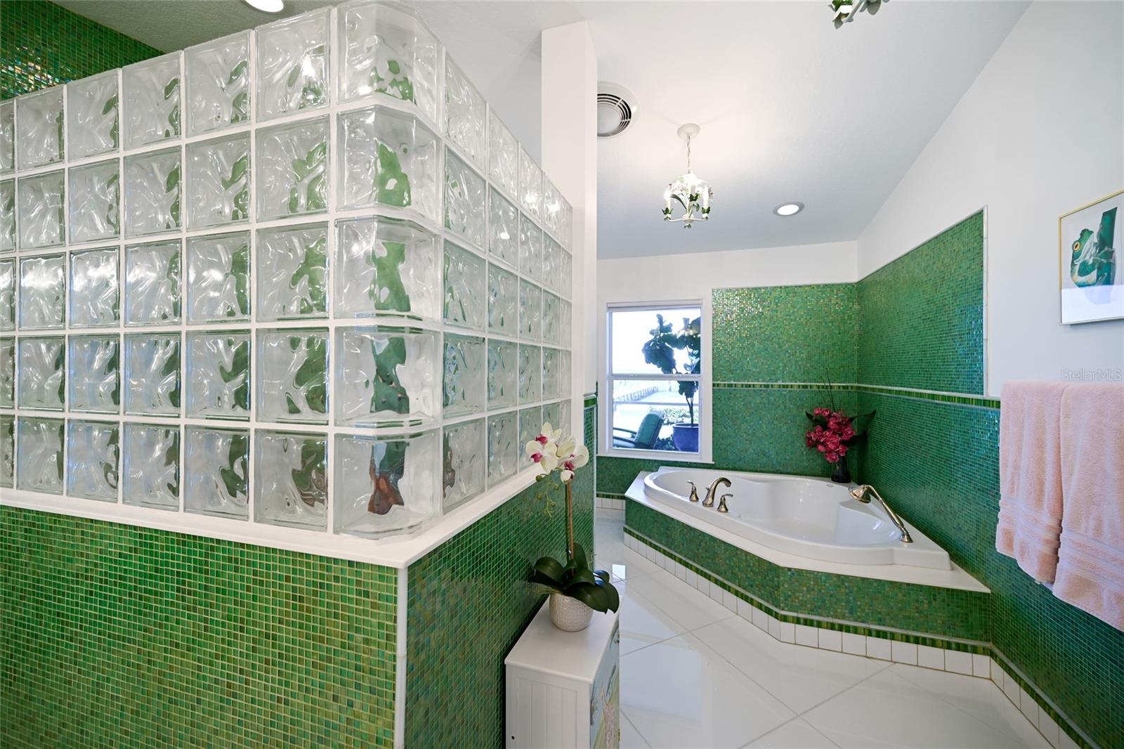 L G BUCK PROP - Residential