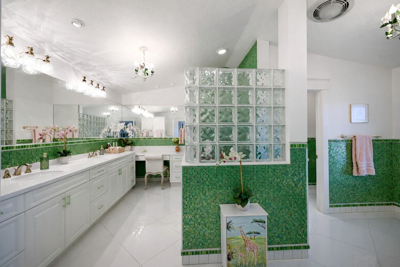 L G BUCK PROP - Residential