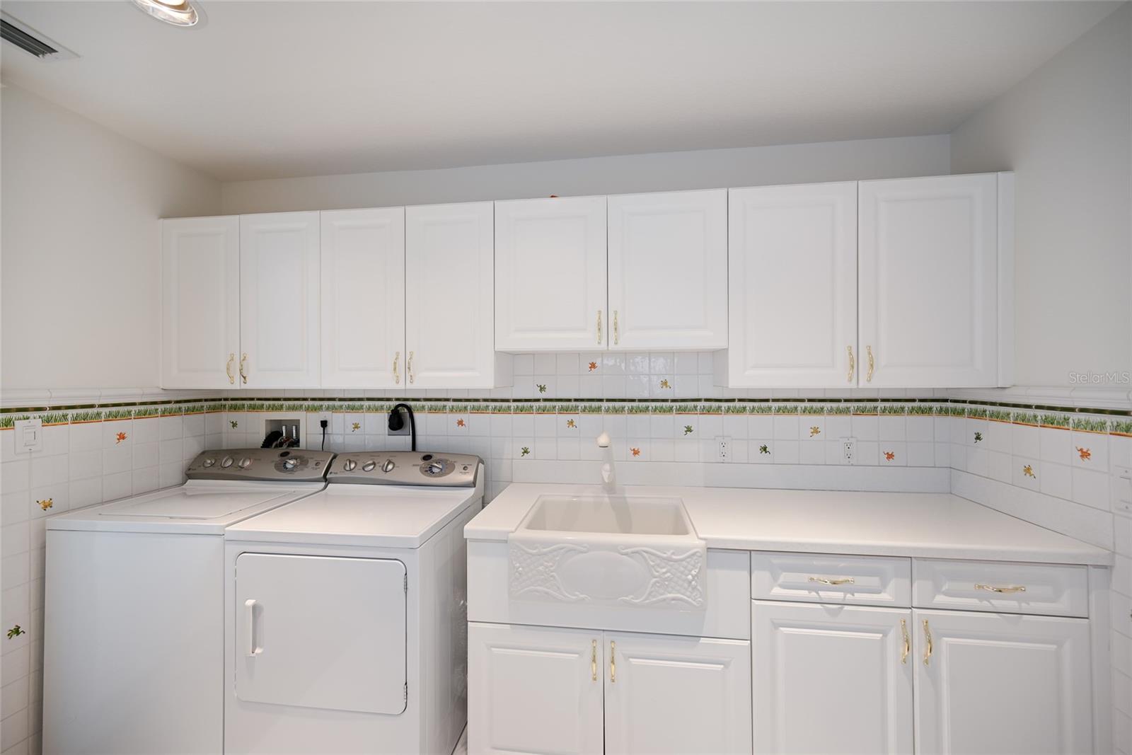 L G BUCK PROP - Residential