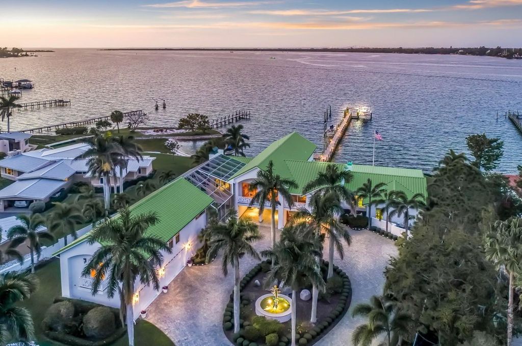 Photo of 6100 Riverview Boulevard, Bradenton, FL 34209 (MLS # A4687318)