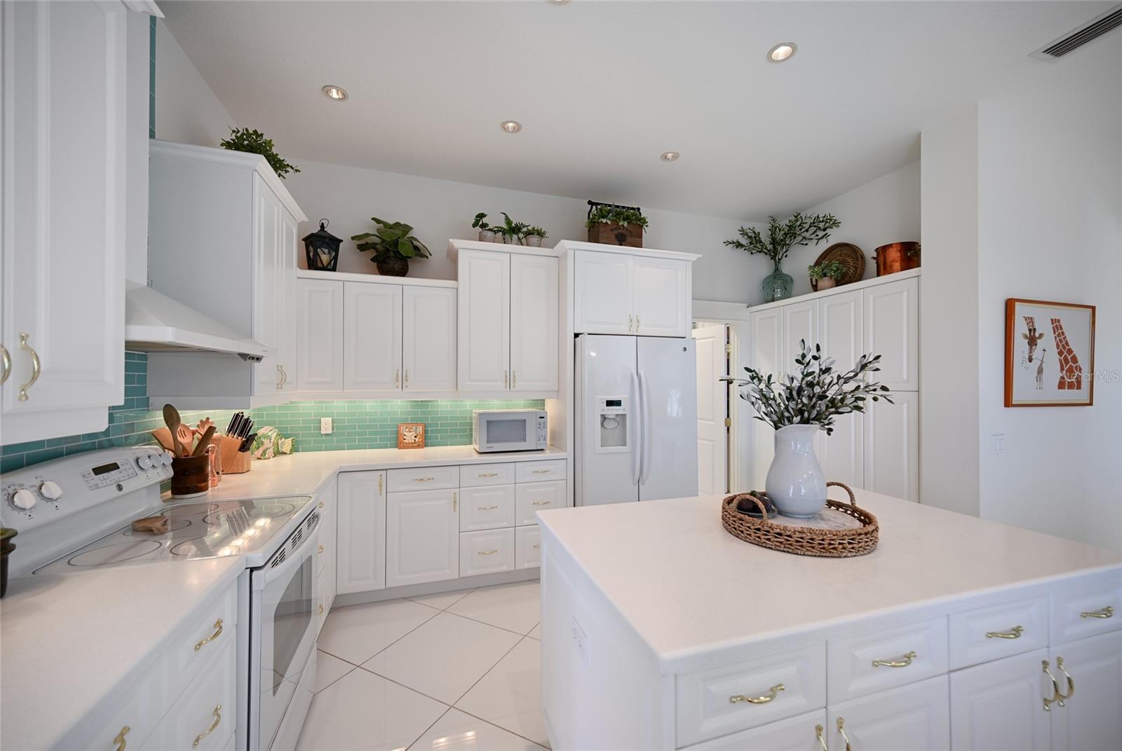 L G BUCK PROP - Residential