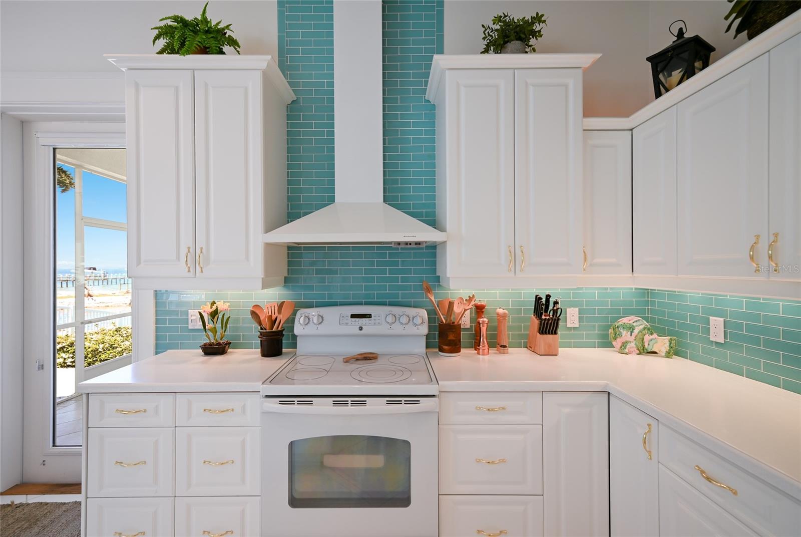 L G BUCK PROP - Residential