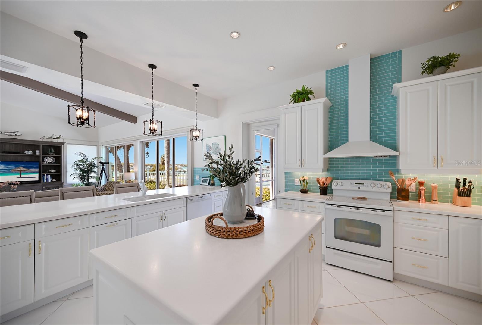 L G BUCK PROP - Residential