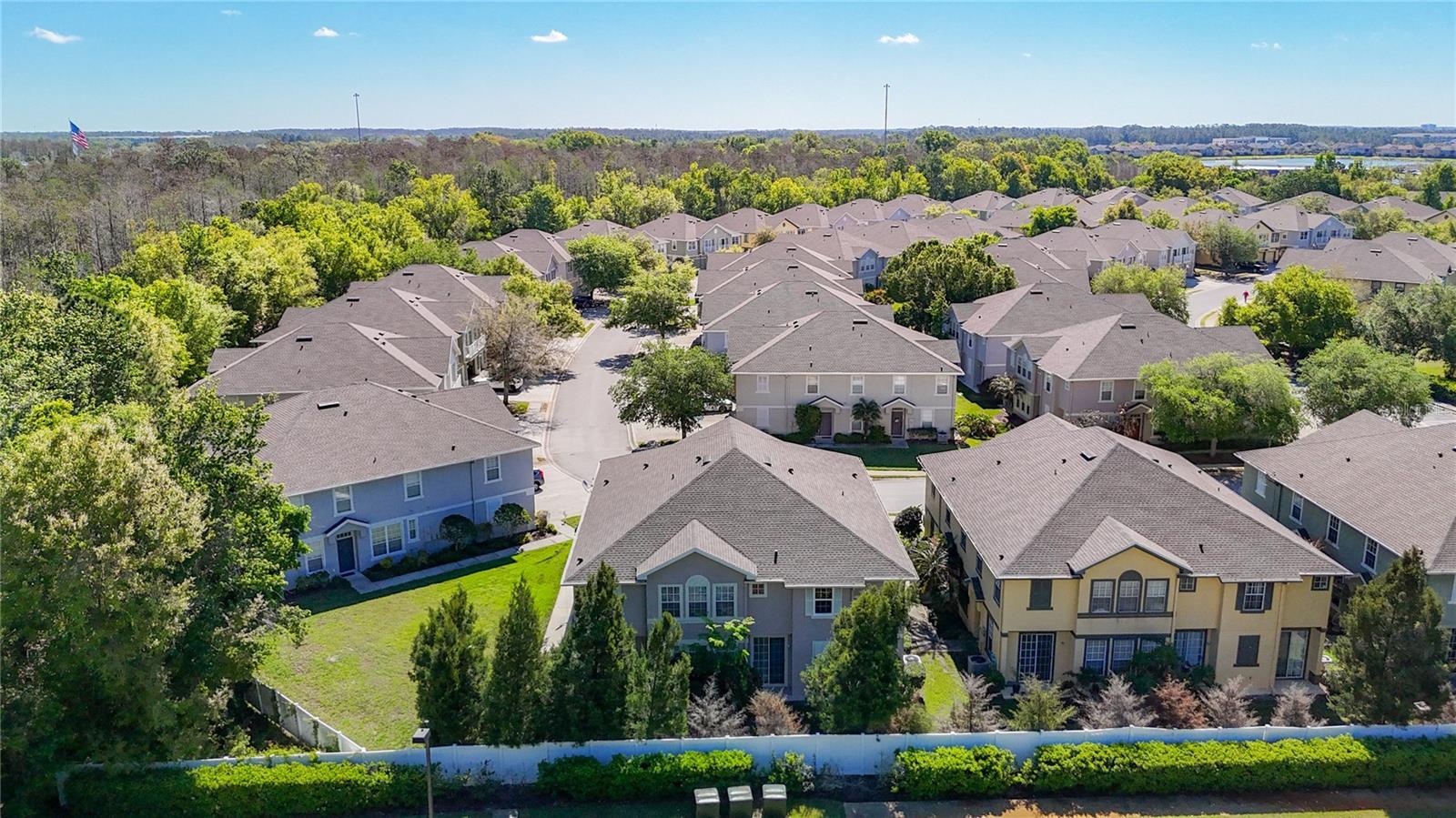 SADDLE CREEK MANOR - Residential