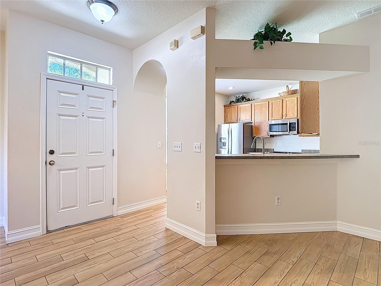 SADDLE CREEK MANOR - Residential