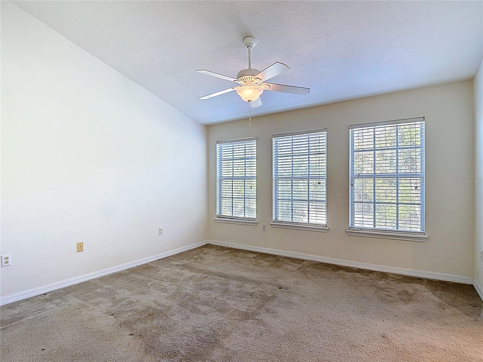 SADDLE CREEK MANOR - Residential