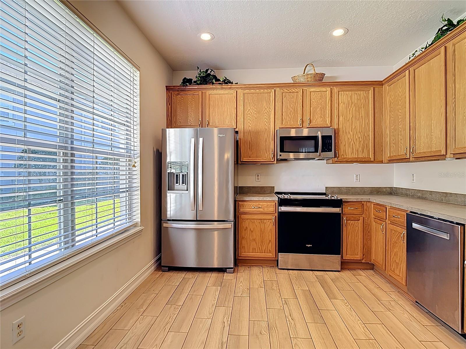 SADDLE CREEK MANOR - Residential