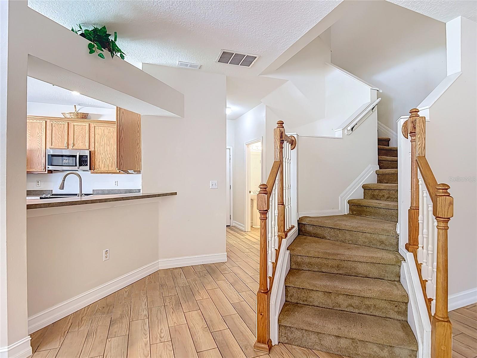 SADDLE CREEK MANOR - Residential