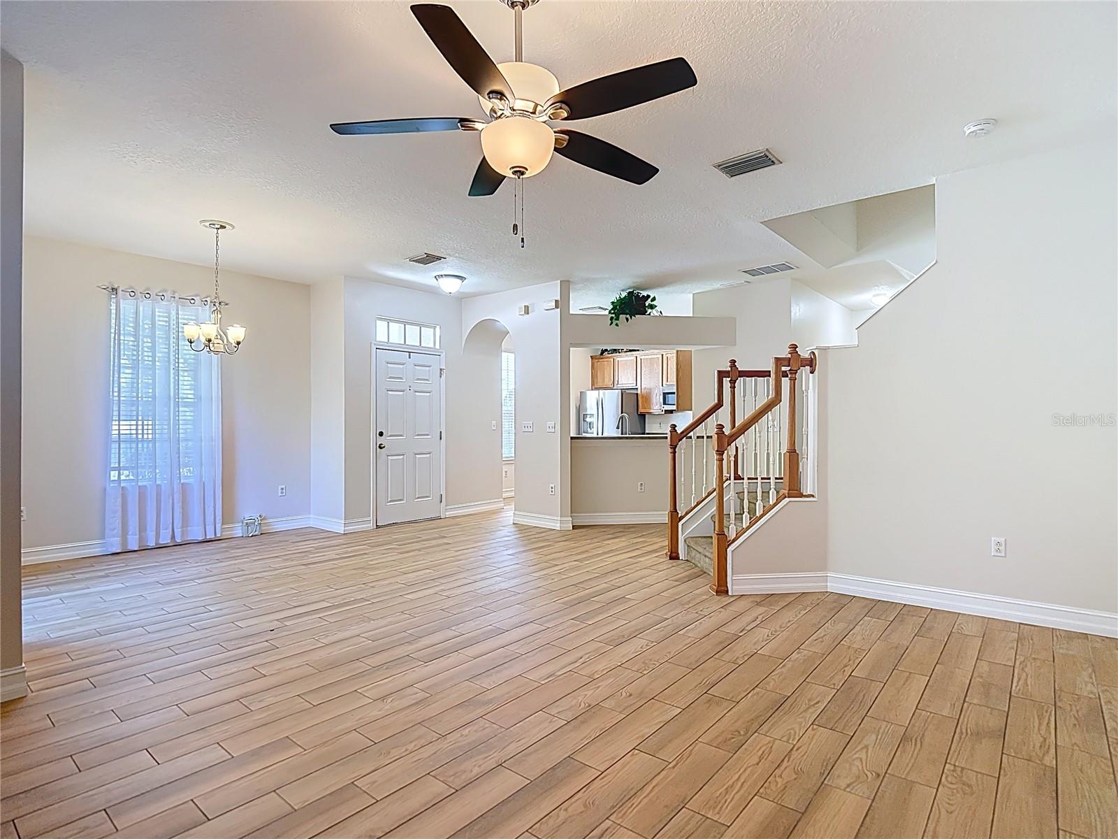 SADDLE CREEK MANOR - Residential