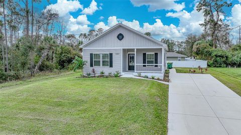 A home in PORT CHARLOTTE