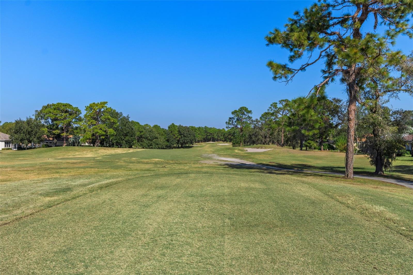 SILVERTHORN PH 1 - Commercial Sale