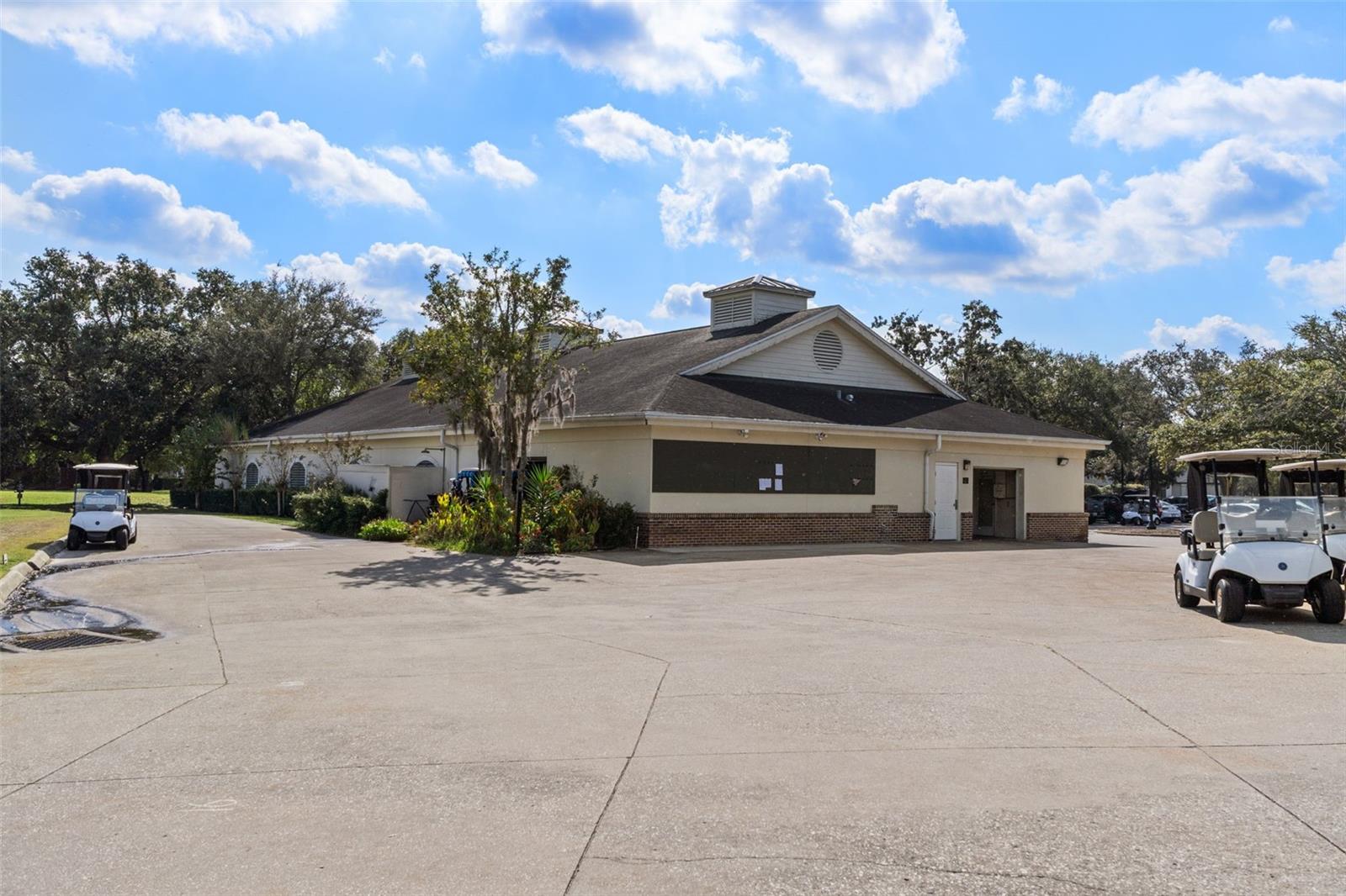 SILVERTHORN PH 1 - Commercial Sale