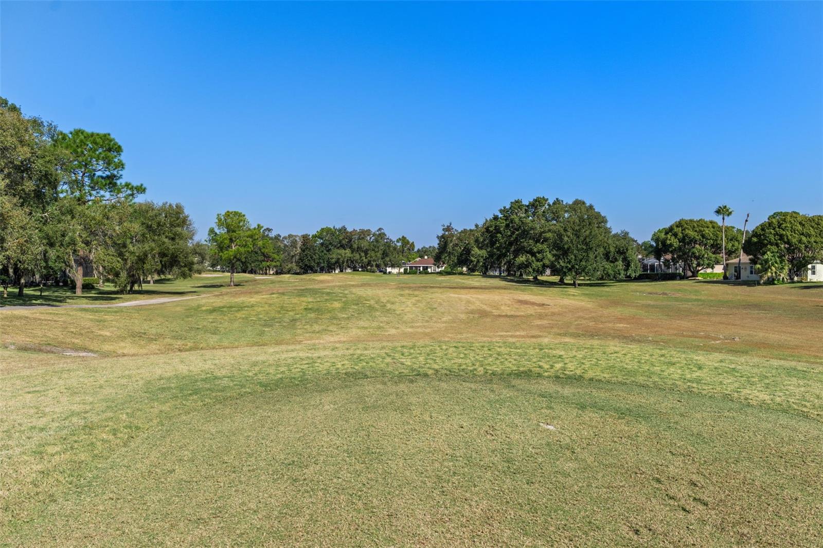 SILVERTHORN PH 1 - Commercial Sale