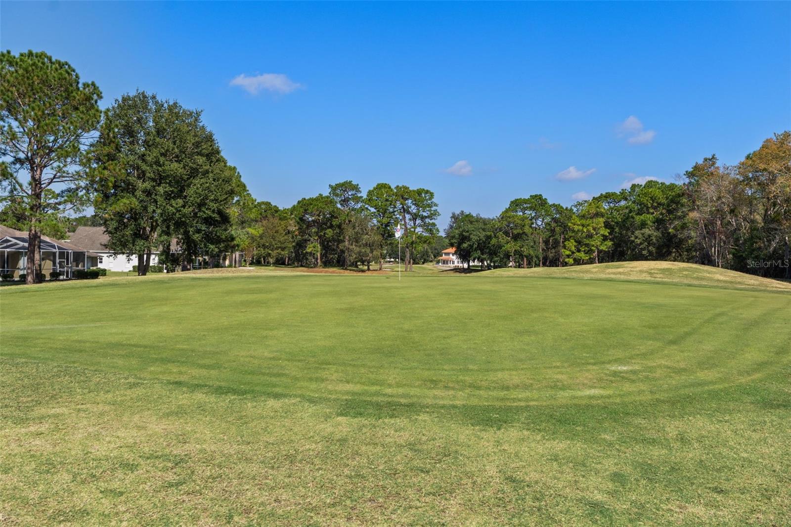 SILVERTHORN PH 1 - Commercial Sale