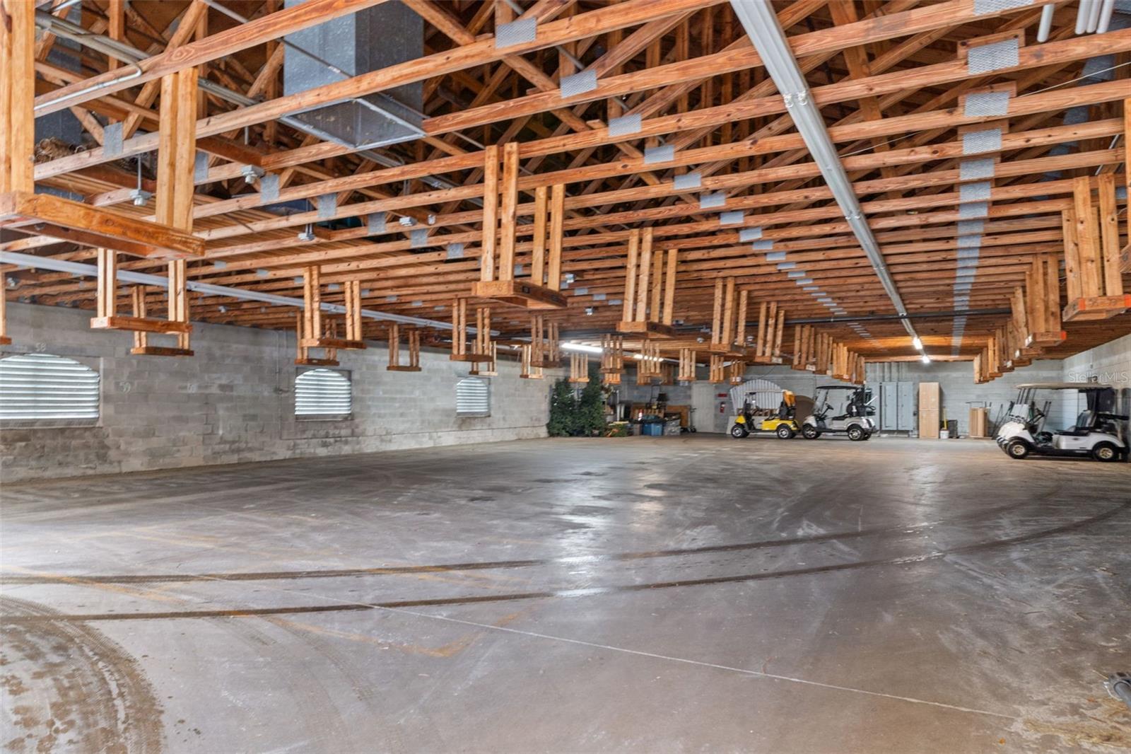 SILVERTHORN PH 1 - Commercial Sale