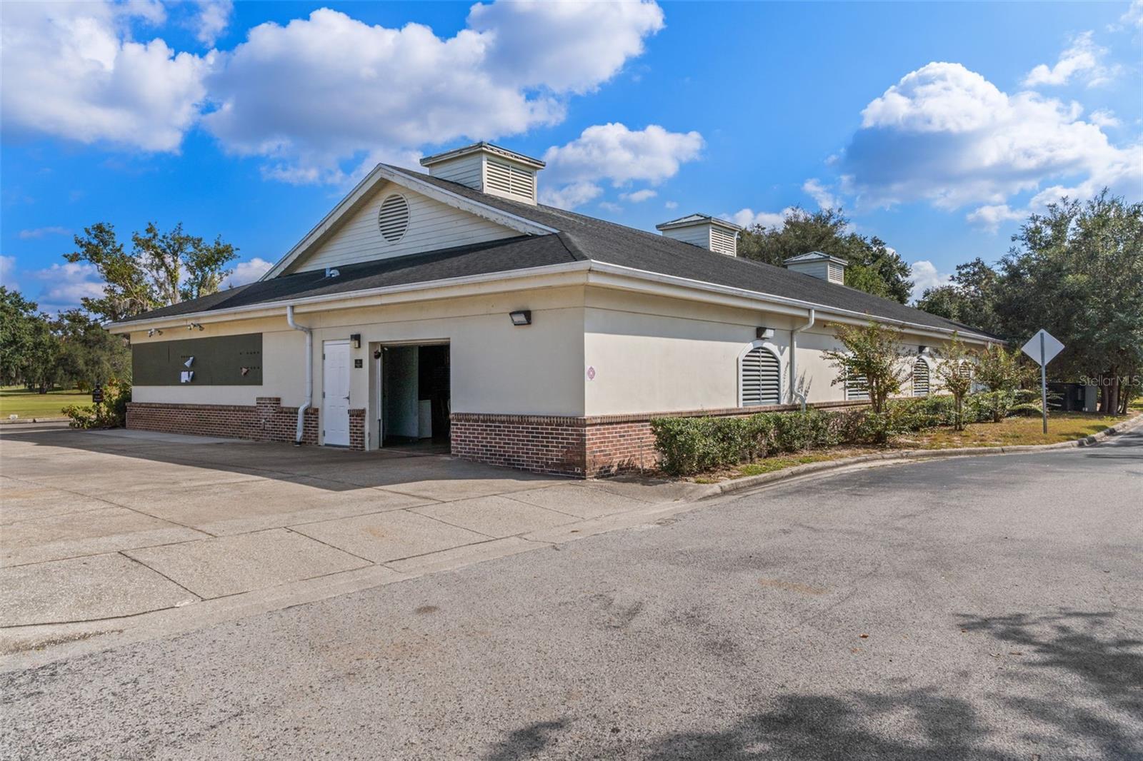 SILVERTHORN PH 1 - Commercial Sale