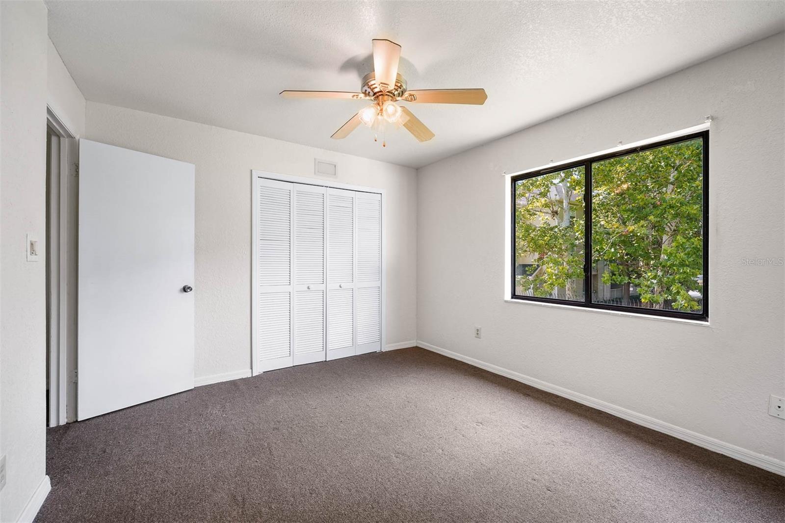 CAMBRIDGE CIRCLE - Residential