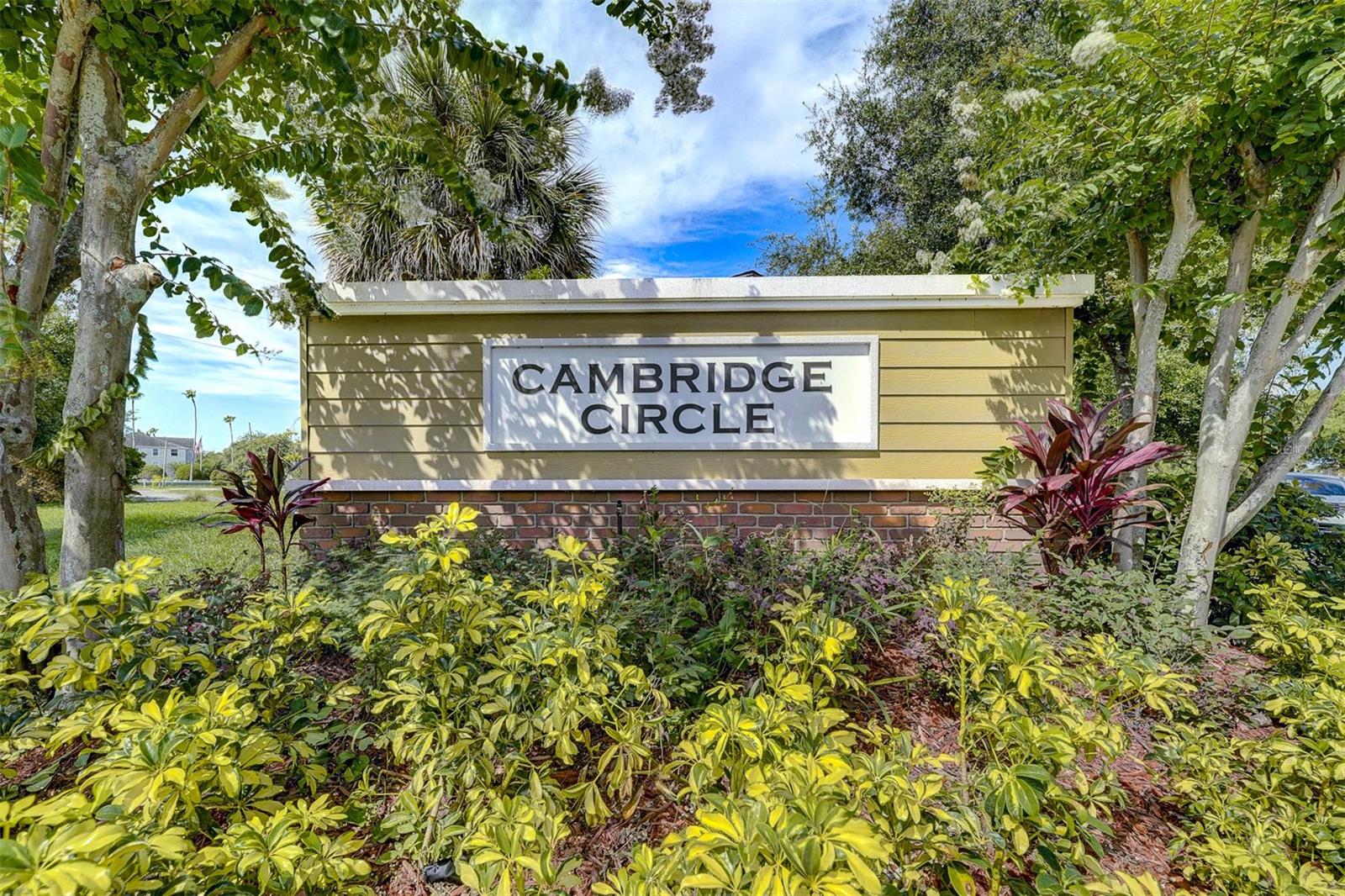 CAMBRIDGE CIRCLE - Residential