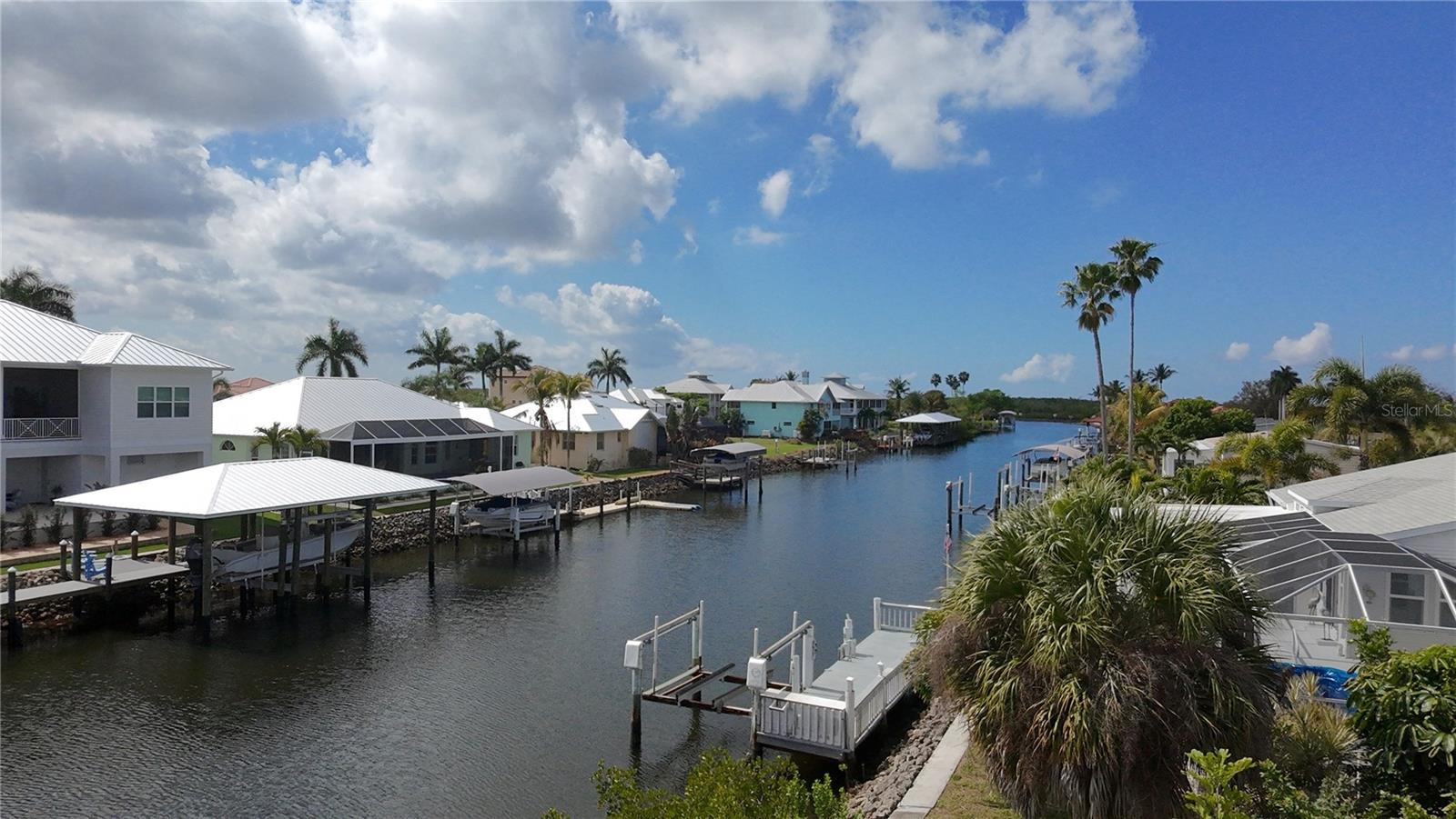 BY SEA PH 01 - Residential