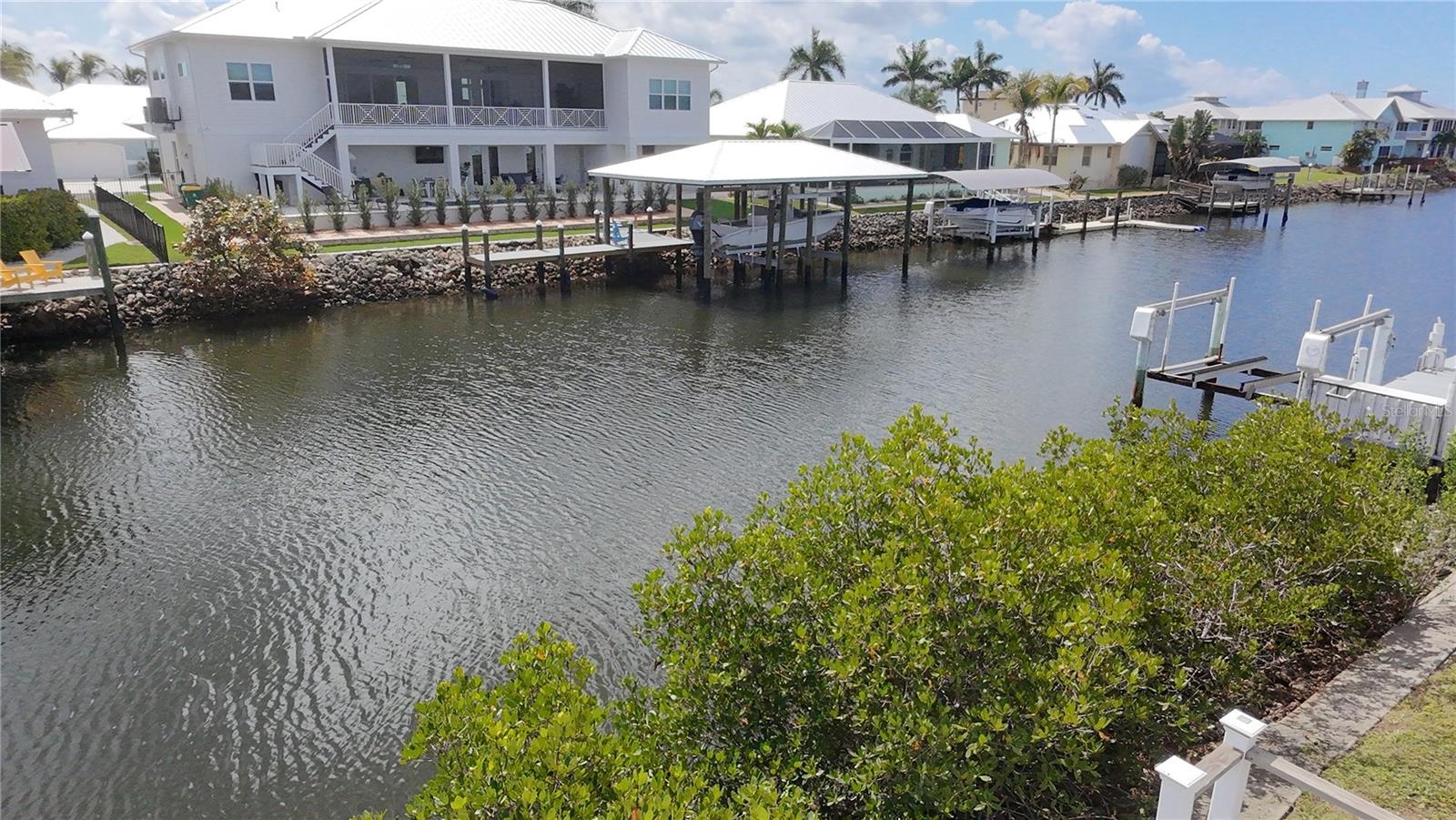 BY SEA PH 01 - Residential