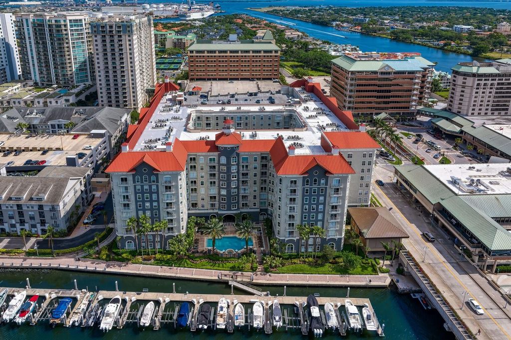 Photo of 700 S Harbour Island Boulevard #547, Tampa, FL 33602 (MLS # TB8372791)