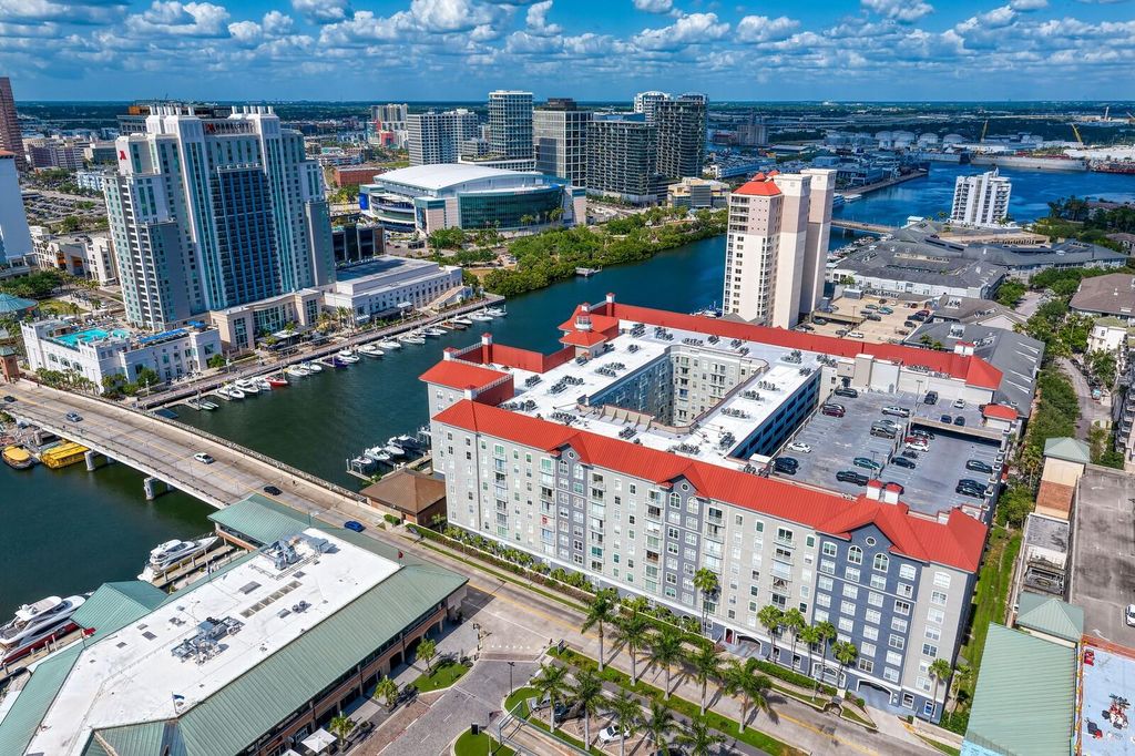 Photo of 700 S Harbour Island Boulevard #547, Tampa, FL 33602 (MLS # TB8372791)