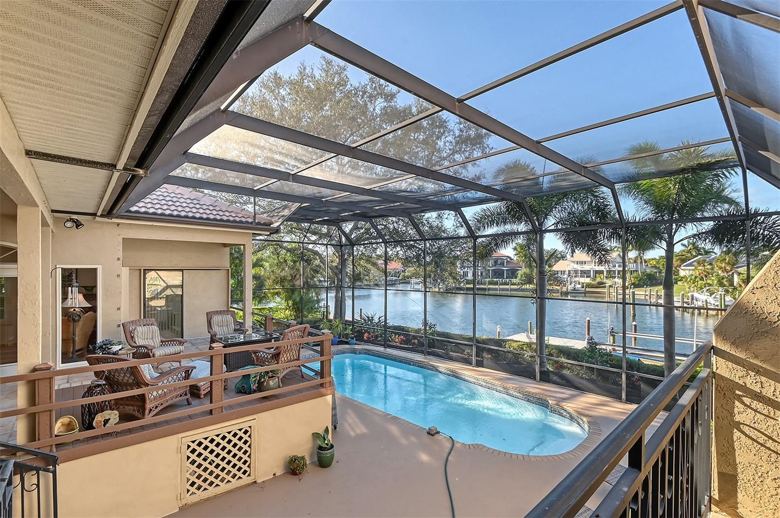 BAY ISLES - Residential