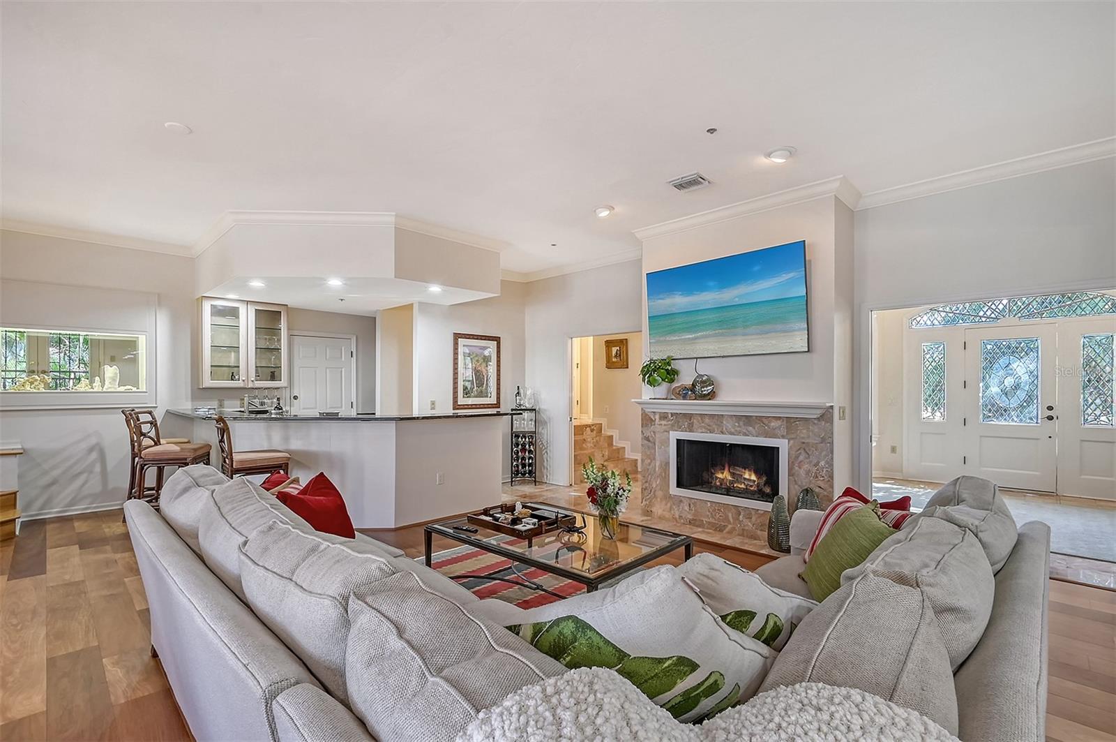 BAY ISLES - Residential