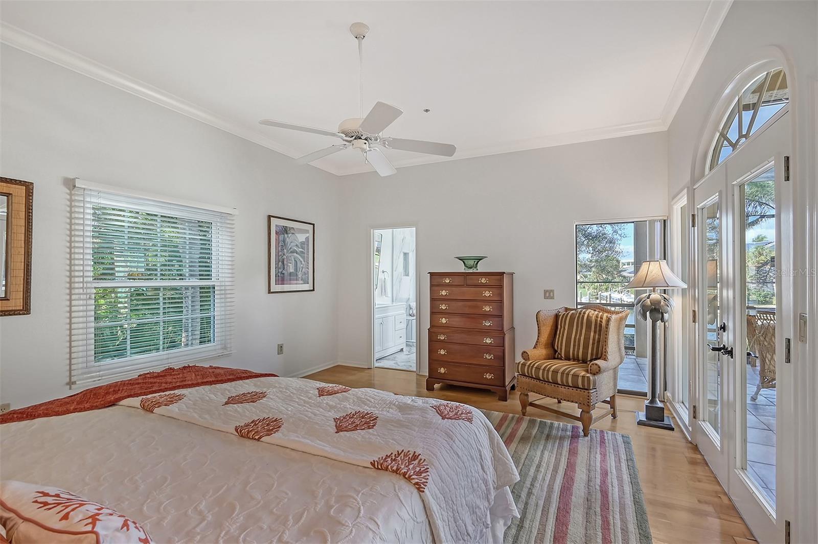 BAY ISLES - Residential