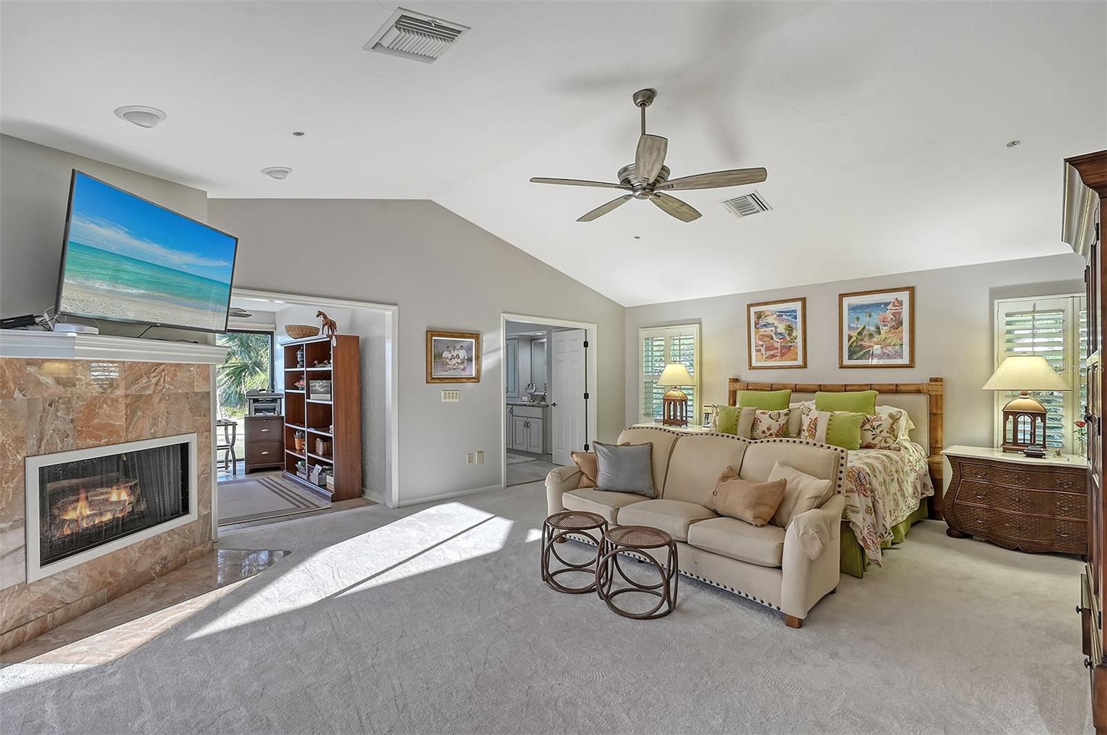 BAY ISLES - Residential